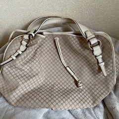 セリーヌボストンバックの画像