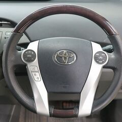 【燃費の良い車！！】　小回りが効いて運転がしやすいです。の画像