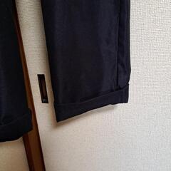 黒ズボン Lの画像
