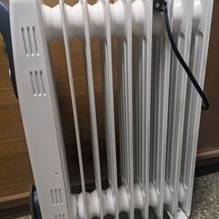 オイルヒーター美品、引取限定の画像