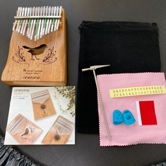 カリンバ　美品(シールあり、調整必要)