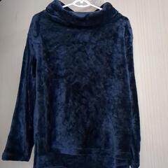 トップス　ハイネック　12日で終了