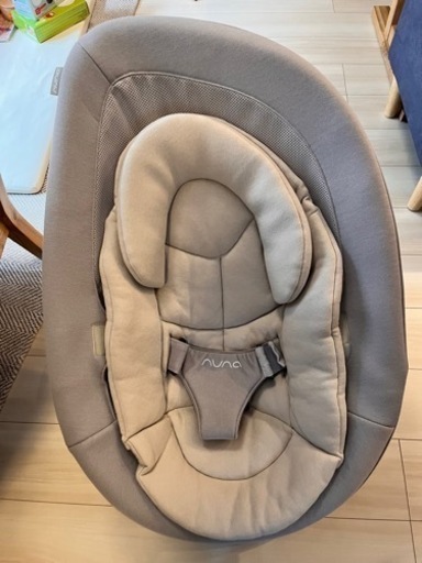 nuna ベビーバウンサーLEAF grow