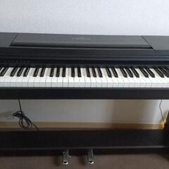 ヤマハ　クラビノーバ　CLP-550（椅子付属）