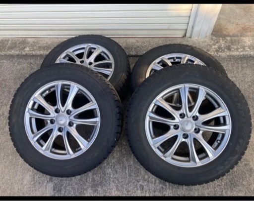 215  60  16  アルミ付きスタッドレス　４本セット