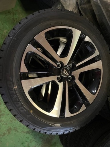 ダイハツ　純正17インチアルミホイール　スタッドレスタイヤ