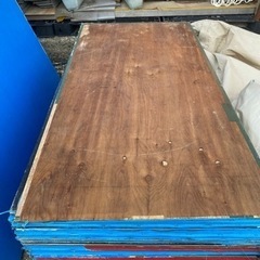 コンパネ一枚 500円20枚ありますの画像