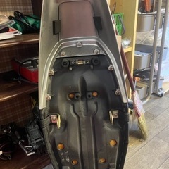 バイク　シート　パーツ　ホンダの画像