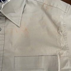 【新品未使用　難あり】GAP メンズ　グレージュ色　半袖シャツ Mサイズの画像