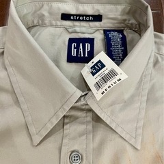 【新品未使用　難あり】GAP メンズ　グレージュ色　半袖シャツ ...