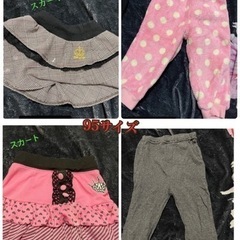 女の子服 上下 1枚300の画像