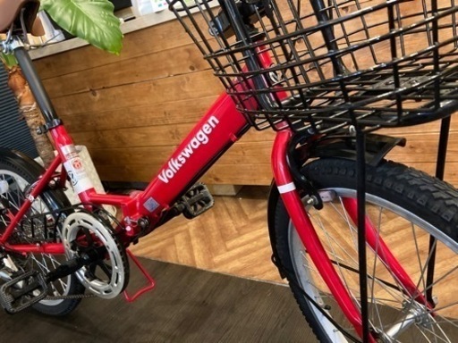 【前後タイヤ・後輪チューブ新品！volkswagen】6段変速　20インチ折りたたみ自転車　レッド