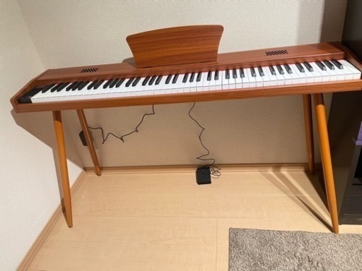 電子ピアノ　家具調　木目調　おしゃれ