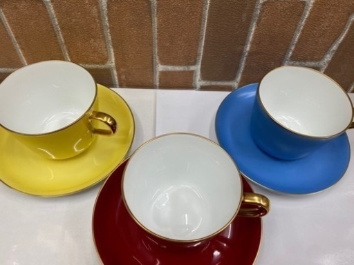 【愛品館 江戸川店】大倉陶園 色蒔きモーニングカップ＆ソーサー3客セットD:103-019325-007