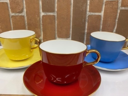【愛品館 江戸川店】大倉陶園 色蒔きモーニングカップ＆ソーサー3客セットD:103-019325-007