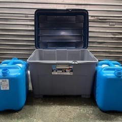 ベランダボックス＆灯油ケース2個