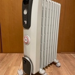 デロンギオイルヒーター3〜8畳1200w 　H770812EFNSの画像