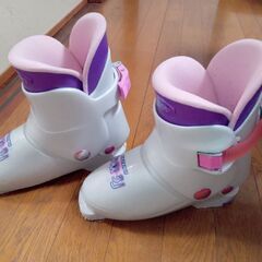 子供スキー靴の画像