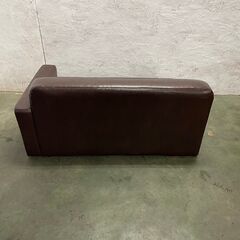 合皮 ソファロースタイル  フロアソファ 二人掛け クション付きの画像