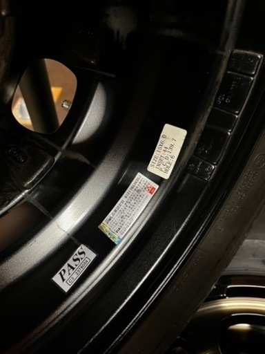 超バリ溝！22年製　スタッドレス ブリヂストン PCD139.7/6H ハイエース200系