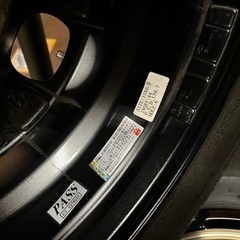 超バリ溝！22年製 スタッドレス ブリヂストン PCD139.7/6H ハイエース200系