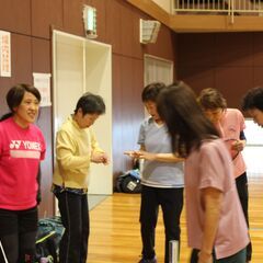 楽しむバドミントンです。(歩くだけでは培われない筋力・俊敏性・バランス感覚を良くします) - メンバー募集