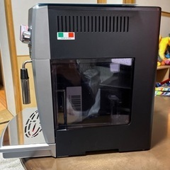 デロンギ　全自動エスプレッソマシンの画像