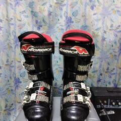 ノルデカスキ−ブ‐ツ