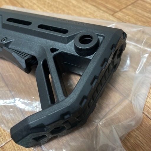【未使用】STRIKE INDUSTRIES 実物ストック M4用+α