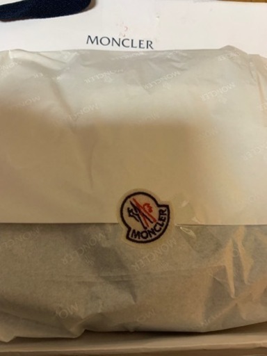 モンクレール　ニット帽　新品未使用　値下げ