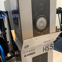 YAMAHA HS5 スタンドもお付けできます。の画像