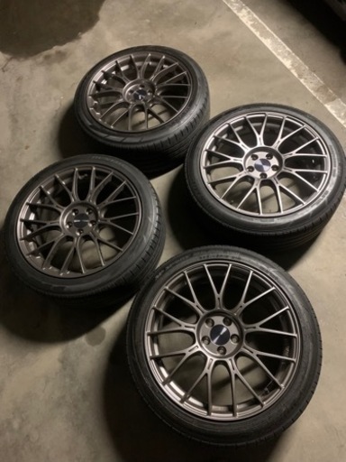 18インチ ENKEI PFM1 8.0J +50 アルミホイール