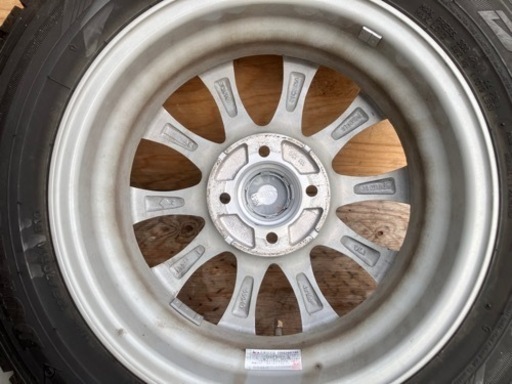 スタッドレス165/70R14