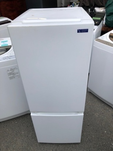北九州市内配送無料　保証付き　2019年式　ヤマダ電機 2ドア冷蔵庫 (156L・右開き) ホワイト YRZF15G1