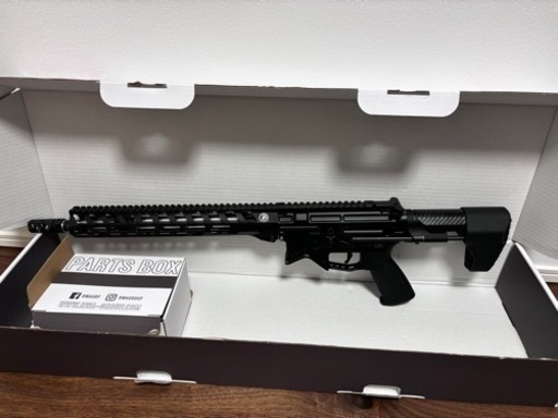 バトルアームズ　DEVELOPMENT BAD 556-LW 電動ガン