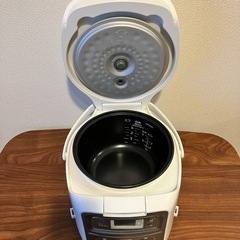 炊飯器　3合炊き　タイガーの画像