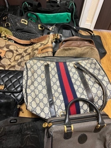 23点まとめ。ルイヴィトン■ GUCCI■Coach ■FENDI■CHARLES & KEITH■人気■バッグ■財布■小物