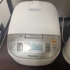 炊飯器、ケトル2点セットの画像