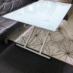 ダイニングテーブル(ニトリ・美品)の画像