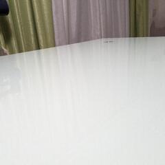 ダイニングテーブル(ニトリ・美品)の画像