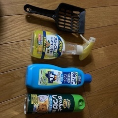 猫トイレ➕その他備品の画像