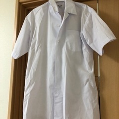 【試着のみ】男子 半袖 開衿シャツ　左胸ポケット 170サイズの画像