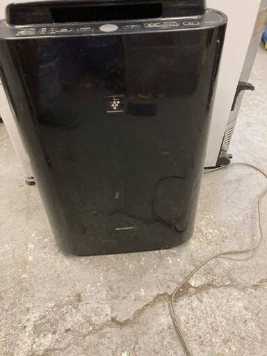 加湿空気清浄機 SHARP シャープ プラズマクラスター KC-E50A1 動きました
