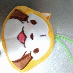 紐付きのぬいぐるみです。の画像