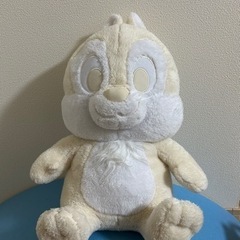 Disney100thプラチナホワイト超BIGぬいぐるみ チップ