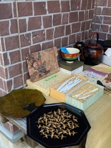 ② 茶道具色々纏めて検茶碗銅製やかん腰黒水注象彦漆器柄杓釜敷数寄屋袋服紗帛紗ふくさ枝炭花器たち吉和食器煎茶道具古美術古美術裏千家表千家