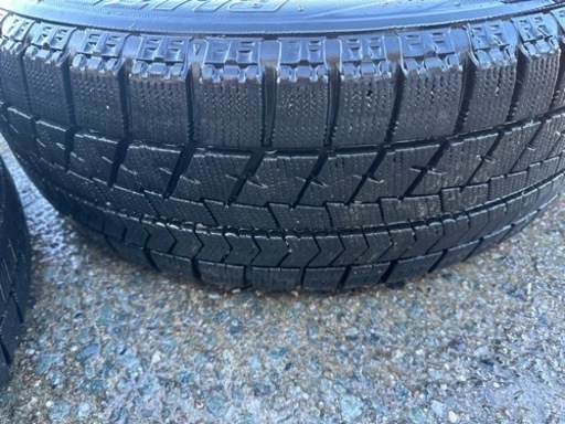 スタッドレスタイヤVRX サイズ205/60R16