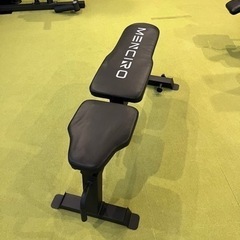 トレーニングベンチ　角度調整タイプの画像