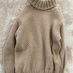 ビームスボーイ　セーター　キャメル　タートルネック　厚手　あったかいの画像