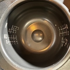 【お取引中です】タイガーIH炊飯器の画像